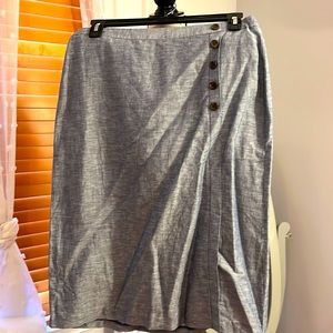 Linen skirt, light blue